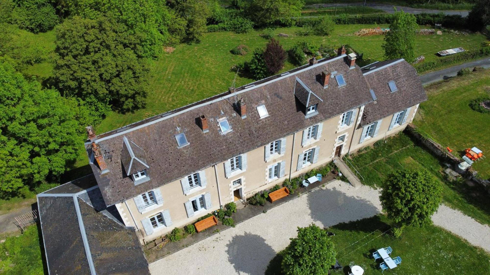 L' Ancienne Ecole Du Morvan Larochemillay Kültér fotó