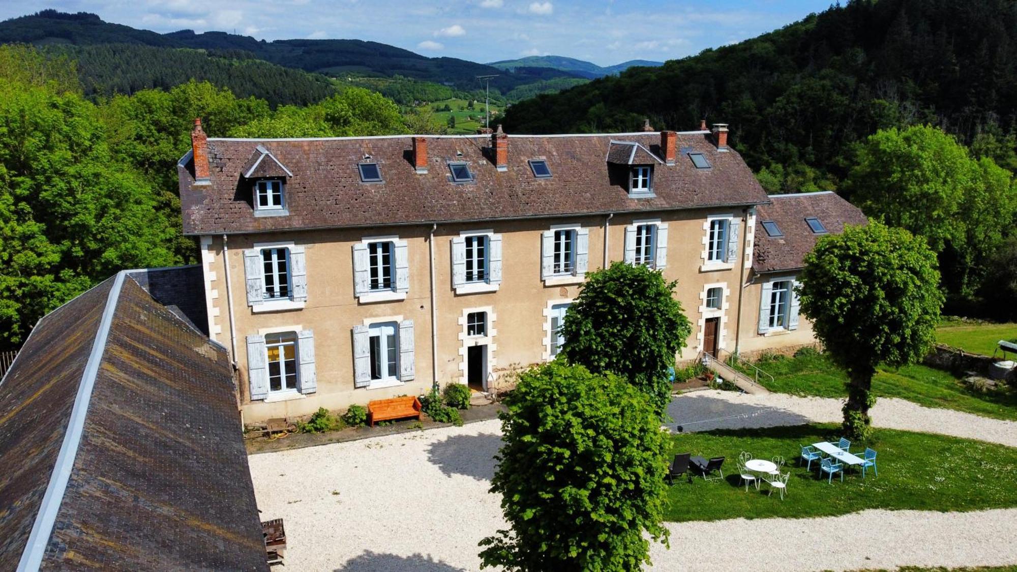 L' Ancienne Ecole Du Morvan Larochemillay Kültér fotó